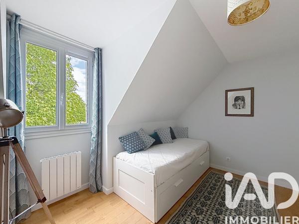 Maison à vendre 7 pièces 146 m² Magny-les-Hameaux