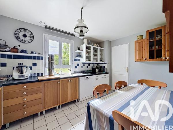 Maison à vendre 7 pièces 146 m² Magny-les-Hameaux