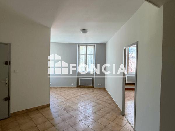 Location Appartement 3 pièces 67.65 m² - 15 RUE DE GENEVE Angouleme 16000
