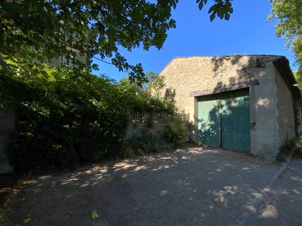 Domaine dans le Luberon - 2,6 ha - 1100 m2 - à vocation de tourisme de luxe et événementiel