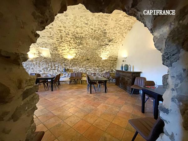 Domaine dans le Luberon - 2,6 ha - 1100 m2 - à vocation de tourisme de luxe et événementiel