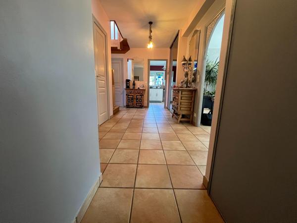 Maison avec appartement indépendant