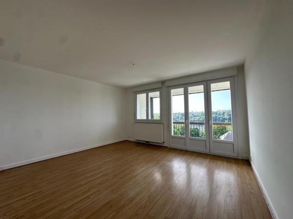 APPARTEMENT QUARTIER DE LA GARE AVEC ASCENSEUR