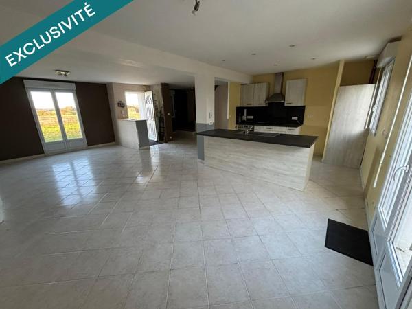 Beau pavillon de 130m2 hab. sur 2288m2 de terrain clos. A 1h30 de Paris, sotie A6 et gare a 15min.