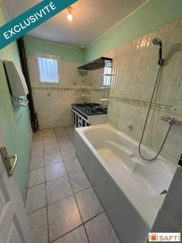 Beau pavillon de 130m2 hab. sur 2288m2 de terrain clos. A 1h30 de Paris, sotie A6 et gare a 15min.