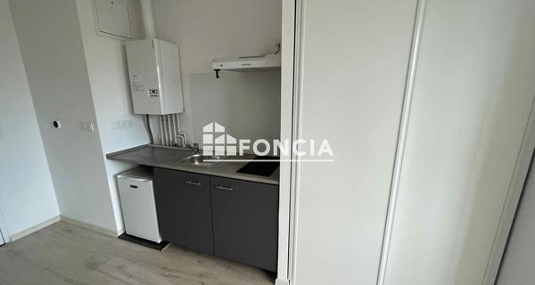 Location Studio 25.85 m² - Tours 37100