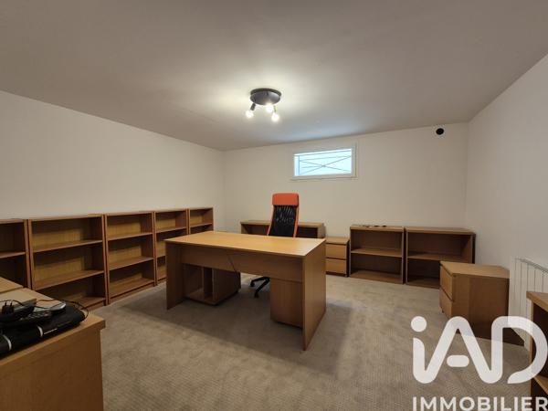 Maison à vendre 10 pièces 262 m² Saint-Arnoult-en-Yvelines