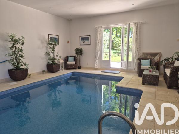 Maison à vendre 10 pièces 262 m² Saint-Arnoult-en-Yvelines