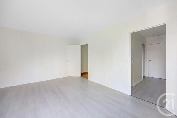 Appartement F1 à vendre  1 pièce - 32,89 m 2   MONTROUGE  - 92