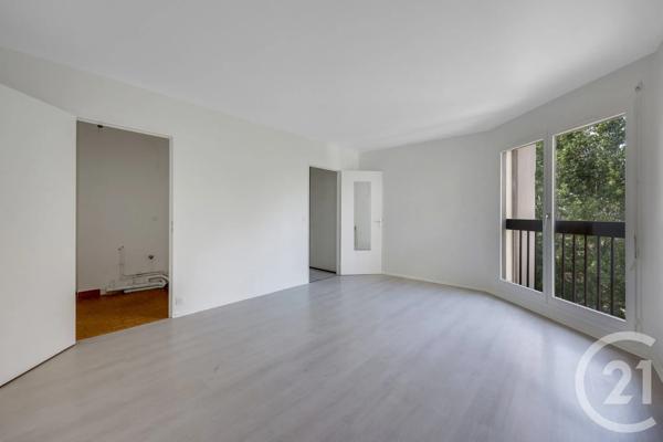 Appartement F1 à vendre  1 pièce - 32,89 m 2   MONTROUGE  - 92