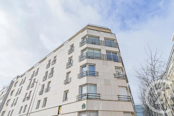 Appartement F1 à vendre  1 pièce - 32,89 m 2   MONTROUGE  - 92