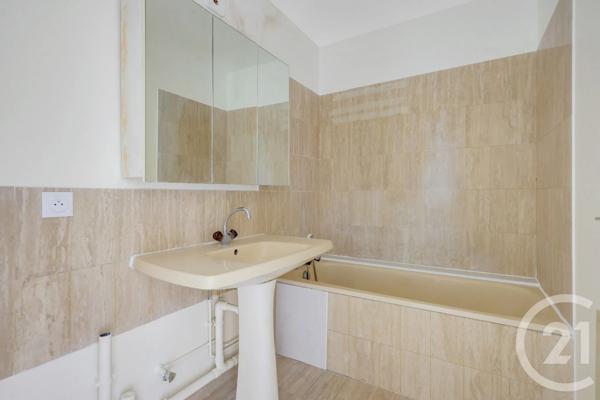 Appartement F1 à vendre  1 pièce - 32,89 m 2   MONTROUGE  - 92