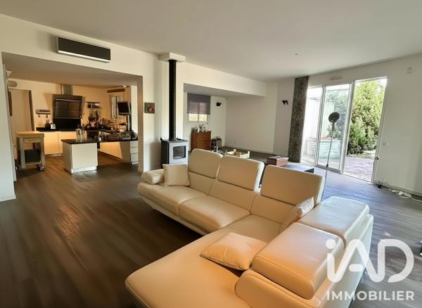 Maison à vendre 4 pièces 170 m² Ceyrat