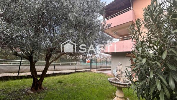 Magnifique T3 de 62 m² en rez-de-chaussée avec jardin privatif, terrasses, cave,  garage + parking sécurisé.