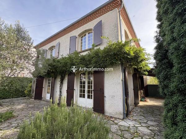 Vente                                                      Maison
                        
                     4 pièces                      125 m2                     à Albi