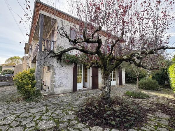 Vente                                                      Maison
                        
                     4 pièces                      125 m2                     à Albi