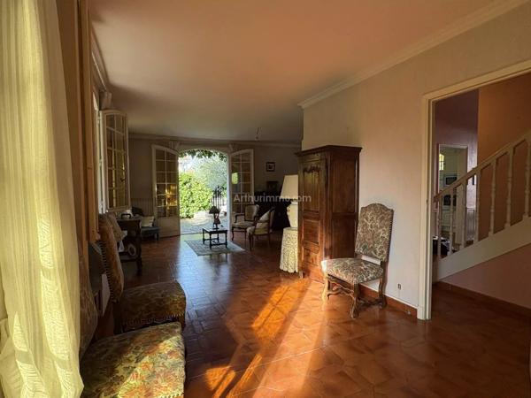 Vente                                                      Maison
                        
                     4 pièces                      125 m2                     à Albi