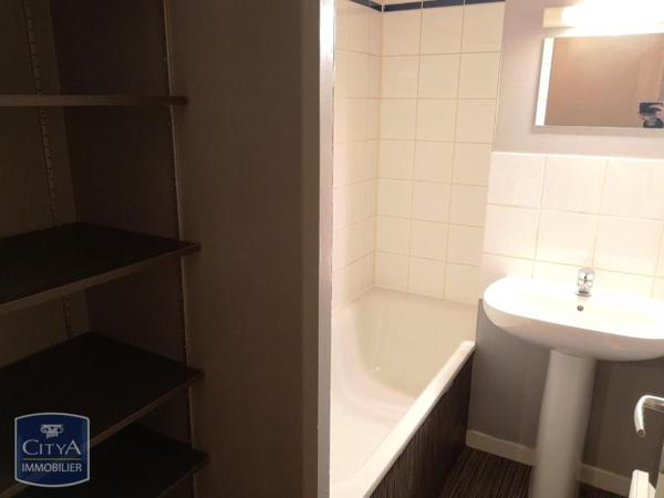 Appartement à louer 3 pièces 85.1m²