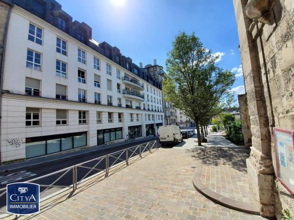 Appartement à louer 3 pièces 85.1m²