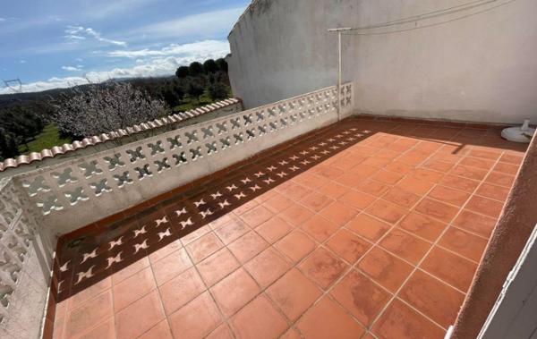 Vente Maison Avec cour - terrasse et appartement rénové(e) Homps   