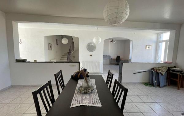 Vente Maison Avec cour - terrasse et appartement rénové(e) Homps   