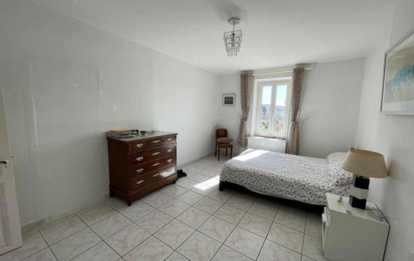 Vente Maison Avec cour - terrasse et appartement rénové(e) Homps   