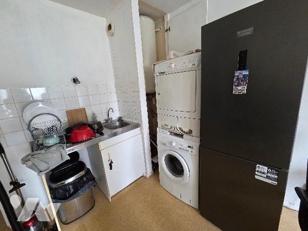 VENTE  YVETOT, appartement en copropriété de 30,47m² : entrée, pièce de vie une place de parking,