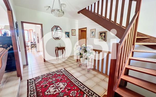 Maison à vendre    8 pièces •  Aubazines