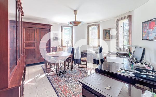 Maison à vendre    8 pièces •  Aubazines