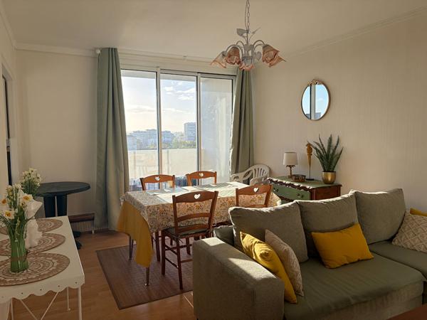 A louer - Appartement T2 meublé avec balcon et garage- Angers secteur Jardin des Plantes