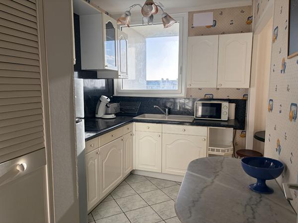 A louer - Appartement T2 meublé avec balcon et garage- Angers secteur Jardin des Plantes