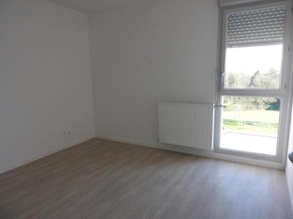 Appartement 3 pièces de 65 m² à Blanquefort