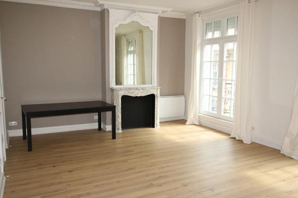 A LOUER : T3 à LILLE • Rihour • 1 210 € CC • Réf. 459-001