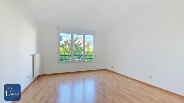 Appartement T3 104 m2 Garage Triple Cave Proche Centre