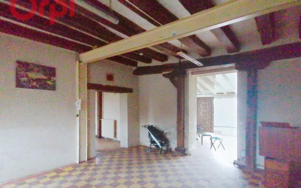 Maison à vendre    7 pièces •  Monnaie