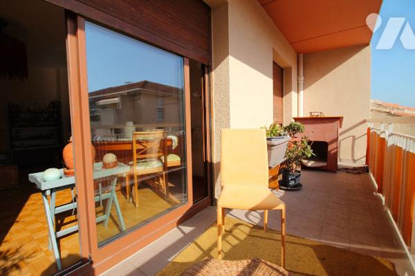 Appartement T3 de 67m2 (Carrez, VIAGER) AVEC VUE MER EXCEPTIONNELLE, quartier St-Victor (7e)