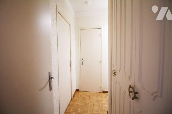 Appartement T3 de 67m2 (Carrez, VIAGER) AVEC VUE MER EXCEPTIONNELLE, quartier St-Victor (7e)