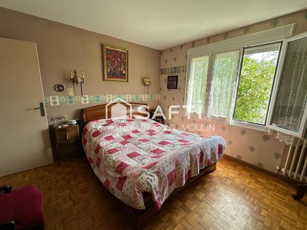 maison beaux volumes avec commerces et ecoles a proximitée