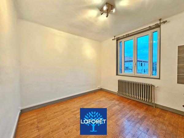 Achat maison près de VENISSIEUX - 5 pièce(s) - 121 m² - 350 000 €