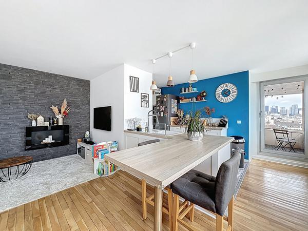 Appartement Suresnes 3 pièce(s) 93 m2