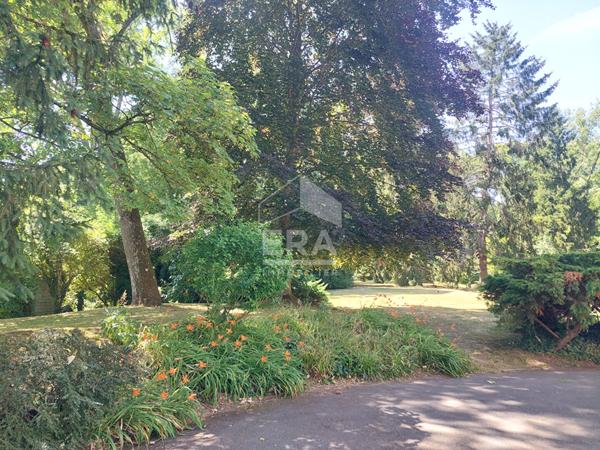 T3 lumineux de 69,5 m² avec balcon, garage, cave ? Vue parc ? Combs-la-Ville