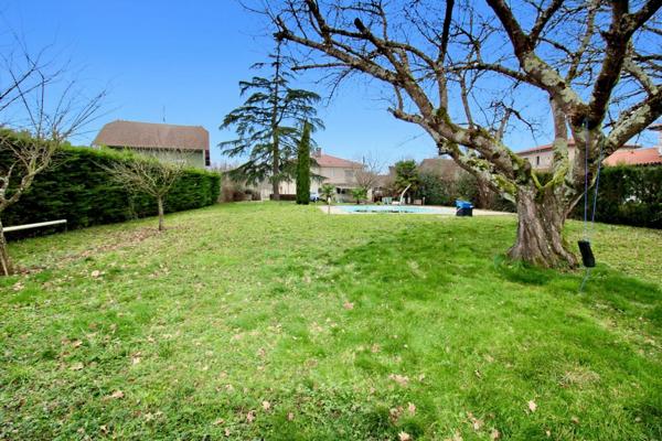 Terrain à bâtir 980m²