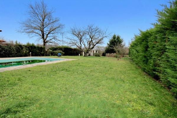 Terrain à bâtir 980m²