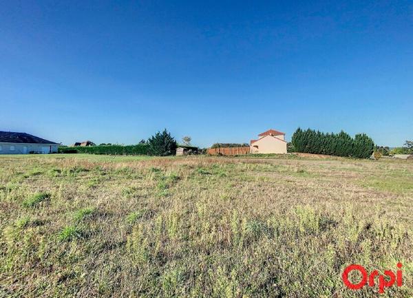 Terrain à vendre    5 140 m2 Saint-Victor