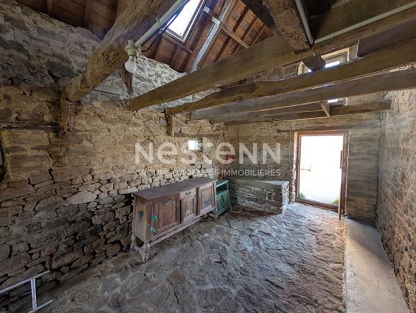 Maison à louer à côté de l'église de Monterblanc avec 3 chambres