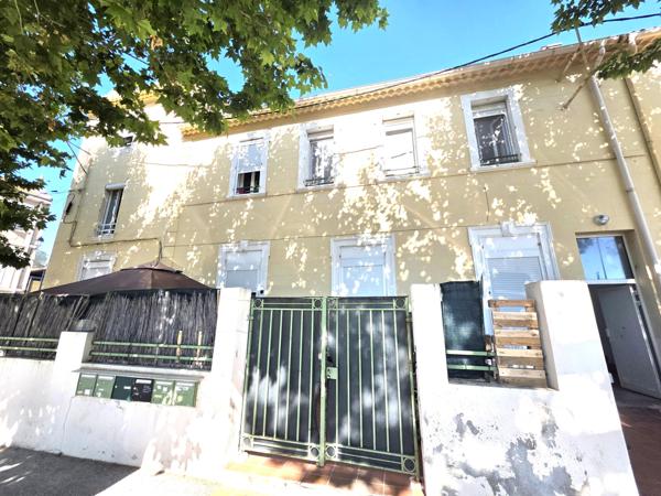 Immeuble
                                                                                                                                                
                                                                                                                                                
                                                                                                                                                
                                                    
                                                                                                                                                                                                                                                                                                                        230  m²                                                                                                                                                                                                         1 etage(s)