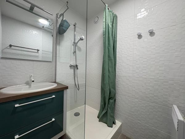 Appartement T2 vue sur le portbde plaisance