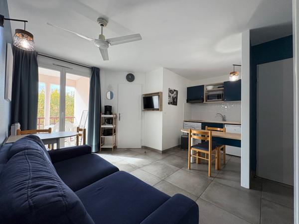 Appartement T2 vue sur le portbde plaisance