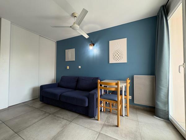 Appartement T2 vue sur le portbde plaisance