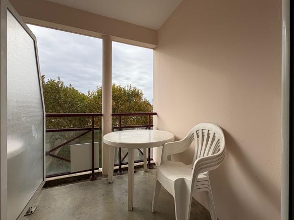 Appartement T2 vue sur le portbde plaisance